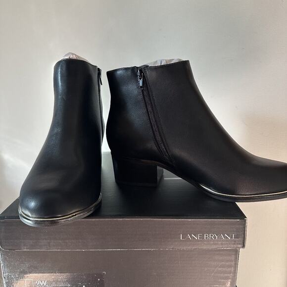 NWT Lane Bryant Women's Black Faux Leather Block Heel Ankle Boots Booties 9W - Picture 4 of 5
